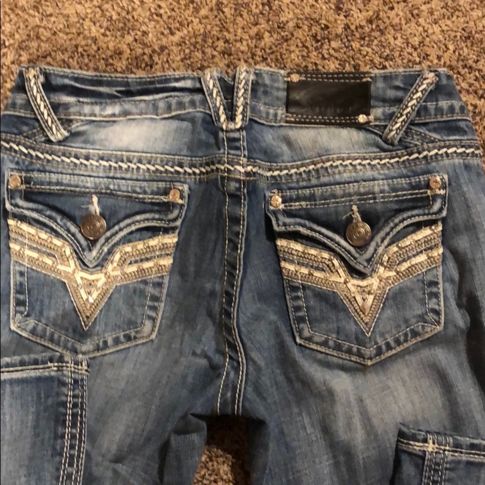 Capris - Picture 3 of 4